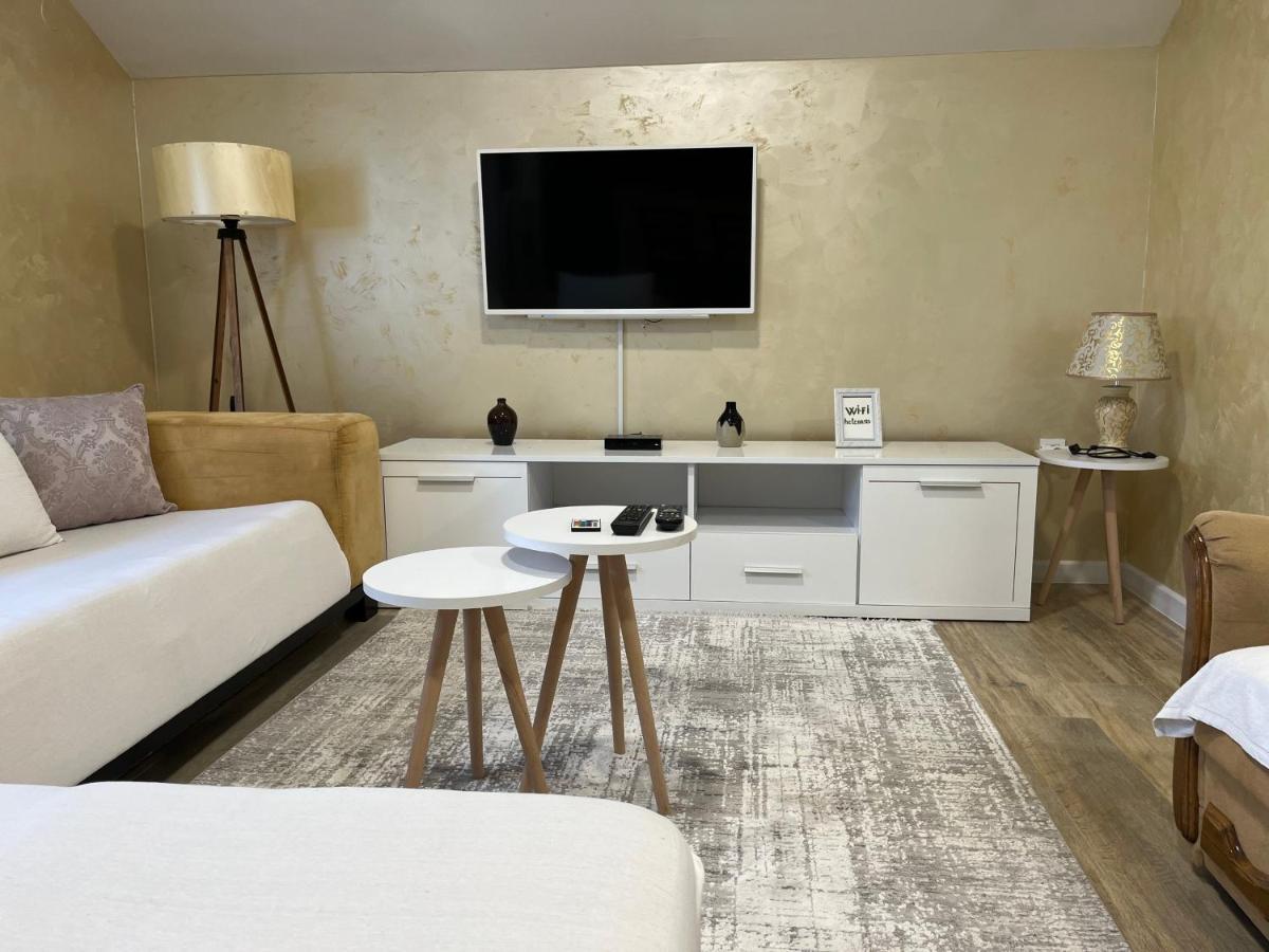 Apartment Helena Airport Podgorica Luaran gambar