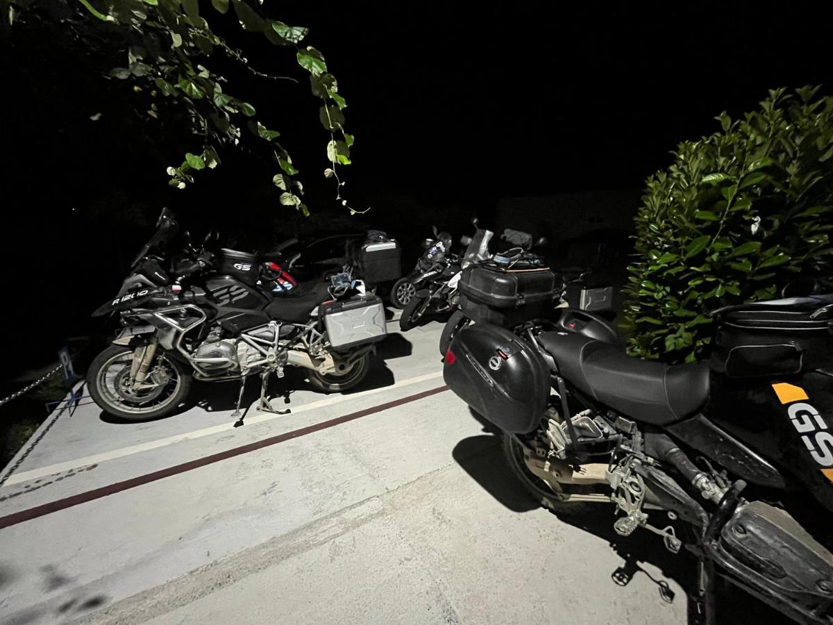 Apartment Helena Airport Podgorica Luaran gambar