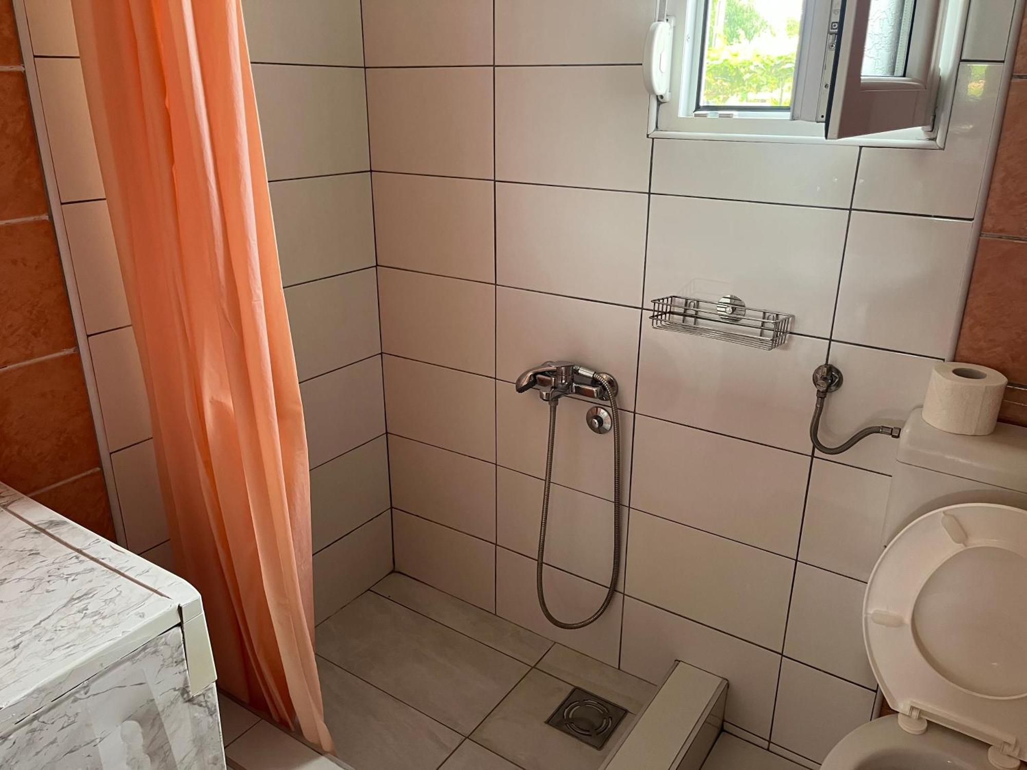 Apartment Helena Airport Podgorica Luaran gambar